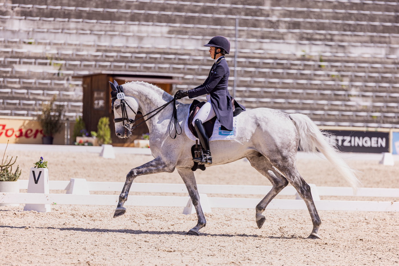 CCI4*-S: Schwedin Louise Romeike nach der Dressur an der Spitze